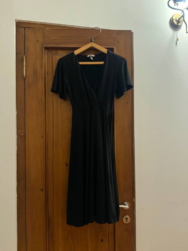 Пальто COS, платья шерсть, Mango, Oakley футболка, платье, кожаные штаны Zara 3