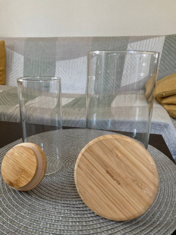 Банки для сыпучих продуктов большая и маленькая 2