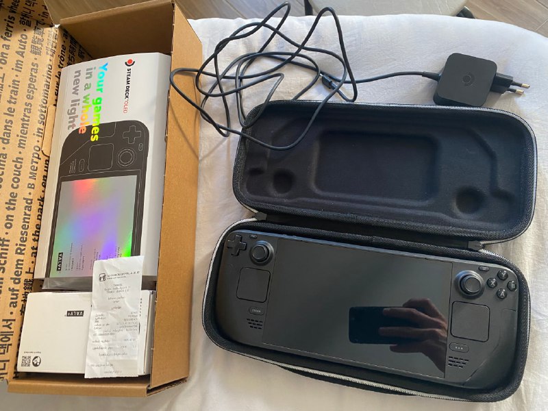 Steam Deck OLED 512GB, Apple TV 4k 32GB