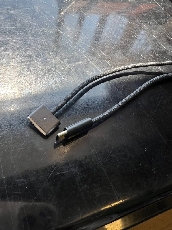 Оригинальный кабель для Макбука MagSafe 3