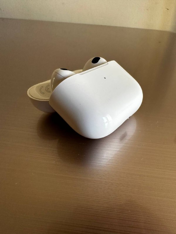 AirPods 3