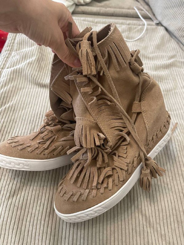 Ботинки из натуральной замши