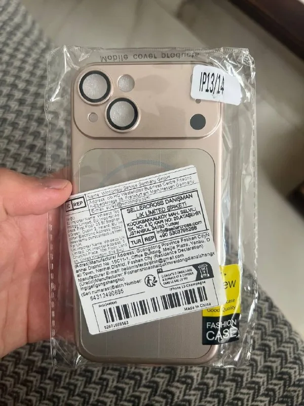 Чехлы для iPhone 13 и iPhone 14 1
