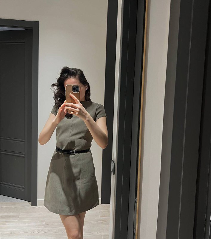 Платье Zara с ремнем, размер S-XS