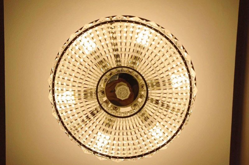 Новый чайный сервиз GDR Inglasur, набор тарелок Constance Thun, люстры Preciosa, хрустальные рюмки 7