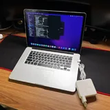 MacBook Pro 15" Retina Mid 2015 1