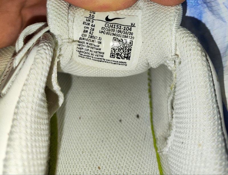 Кроссовки Nike размер 44, US10, 28см стелька