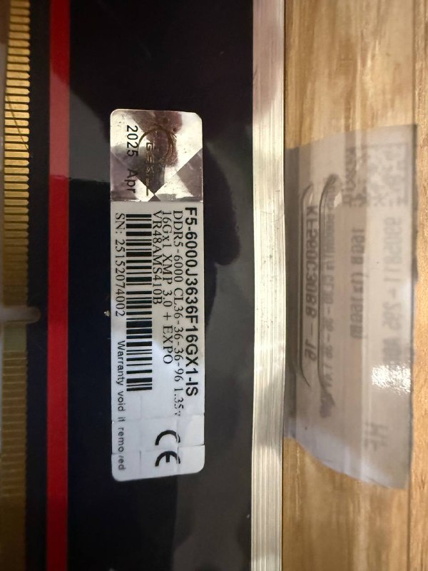 Монитор Acer V247Y Ebiv, игровой руль, оперативка G.Skill Aegis 16Гб, клавиатура HyperX Alloy Core RGB, игровое кресло Vertex, держатель Razer Mouse Bungee V3, стол 120/60/75 6