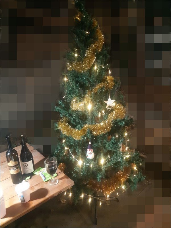 Искусственная новогодняя елка 1.8 м 2