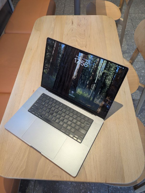 MacBook Pro 16" 2023 M2 Pro 16GB 512GB 3