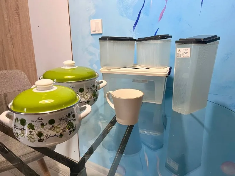 Кастрюли, емкости для продуктов, кружка 1