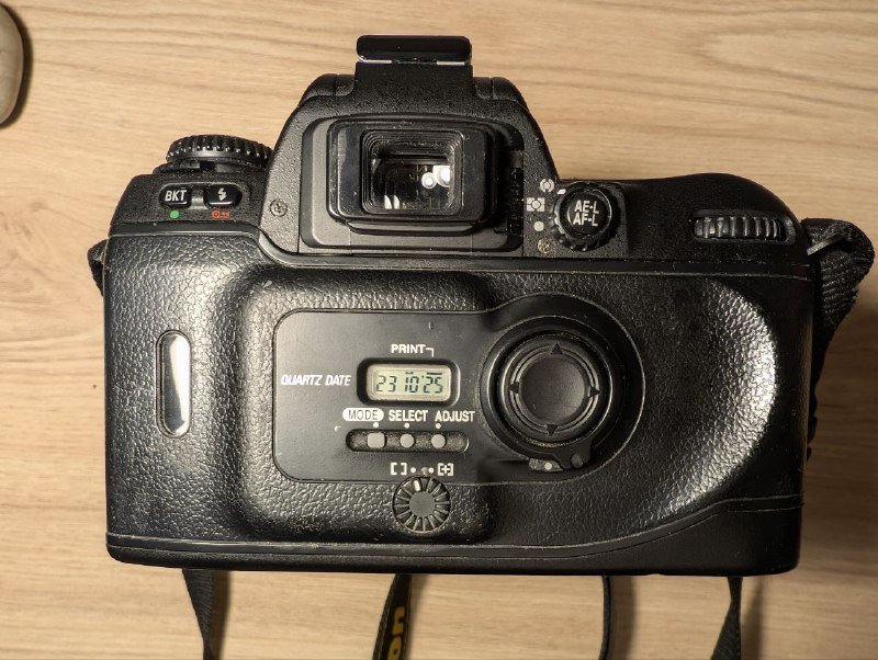 Пленочный фотоаппарат Nikon f80d, объективы Nikon AF 24-85mm, Nikon ED AF 80-200mm 2