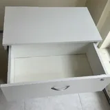 Белый комод с выдвижными ящиками 2