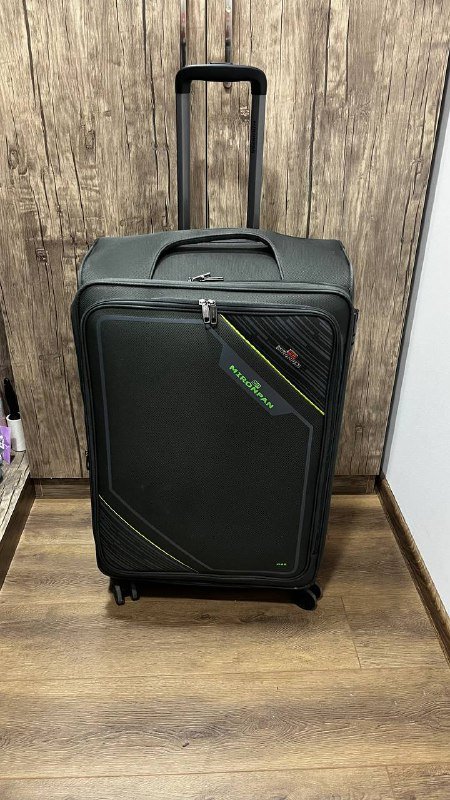 Женская одежда XS, чемодан, халат кимоно, сумка