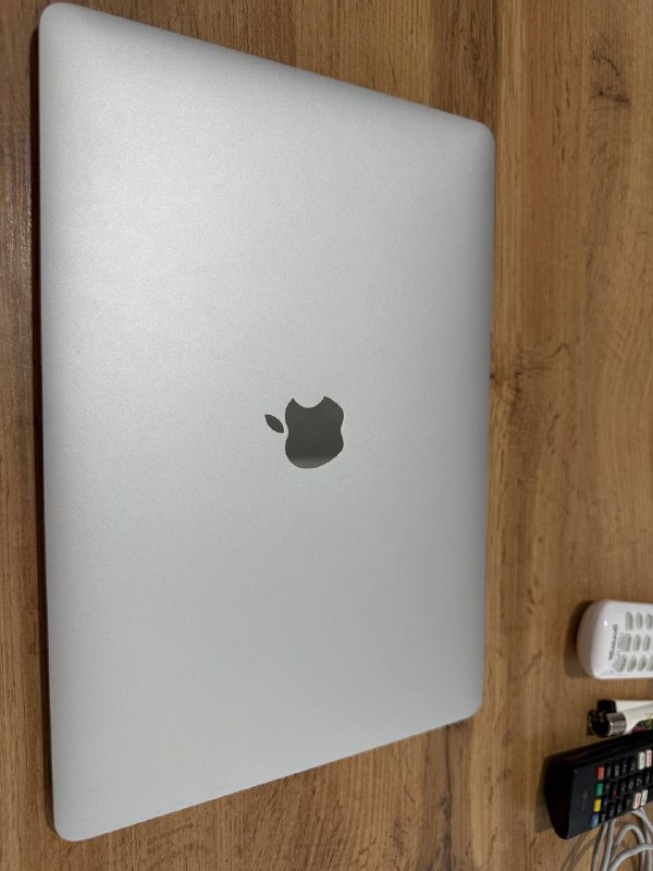 MacBook Air m1 8gb 256gb 3