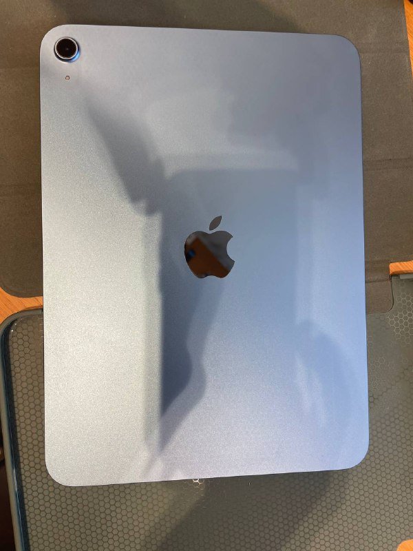 iPad 11 с чехлом, 2 защитными стеклами, кабелем и пенселом 4