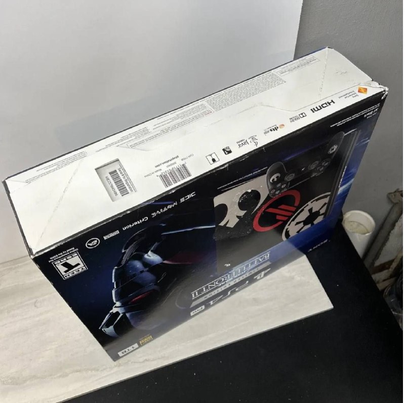Star Wars Battlefront II Limited Edition PS4 Pro 4