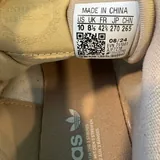 Кроссовки adidas, шлем NZI, подсветка салона, jump starter, кресло-шезлонг 2