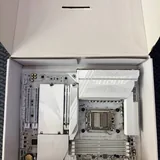 Материнская плата GIGABYTE X870 AORUS ELITE WIFI7 ICE 1