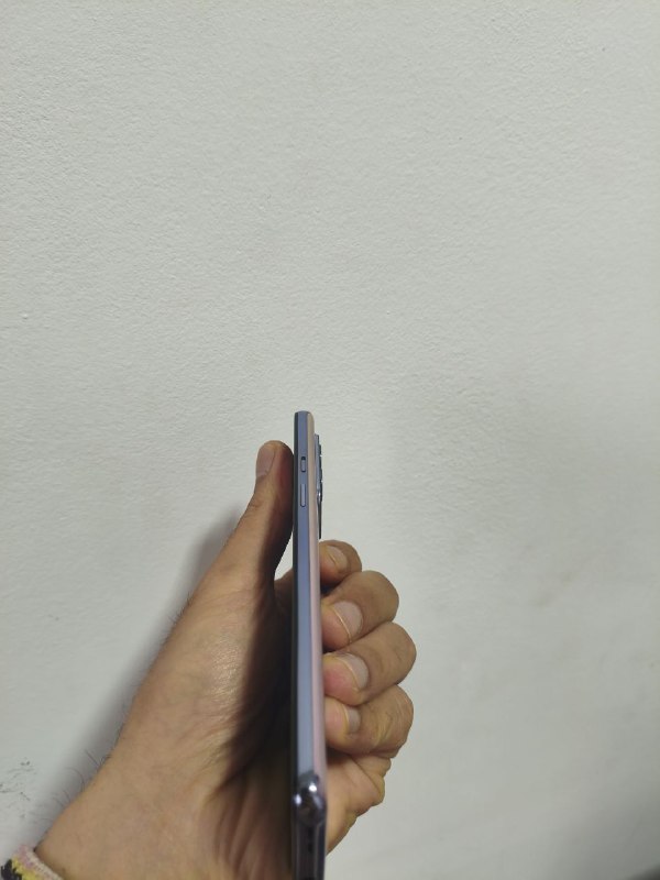 Продаю телефон OnePlus 12/256 gb 3