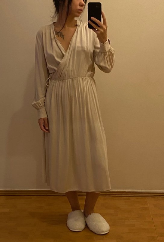 Платье Uniqlo