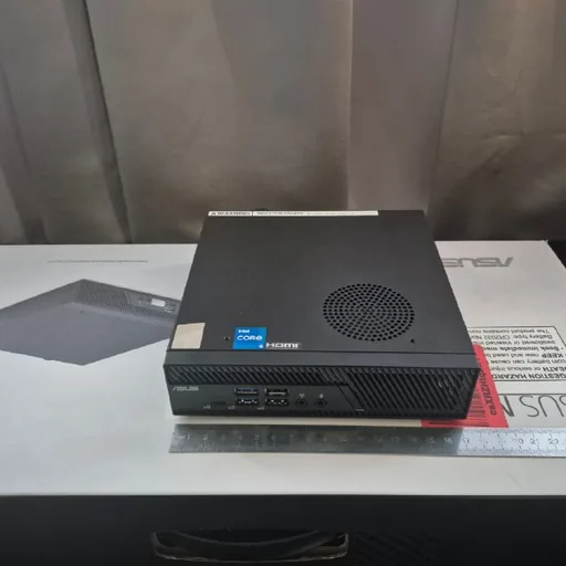ASUS ExpertCenter PB63 Mini PC