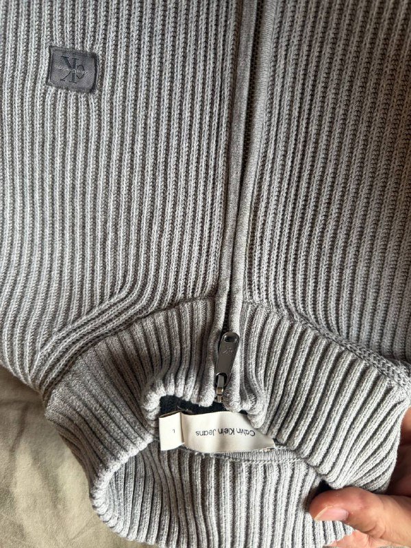 Кофта Calvin Klein размер L