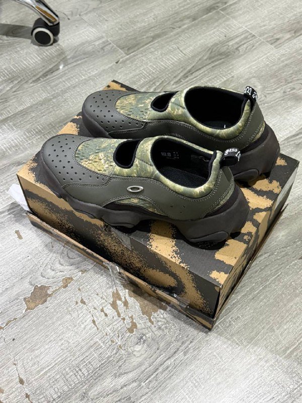 Сандали OAKLEY мужские 44 размер 1