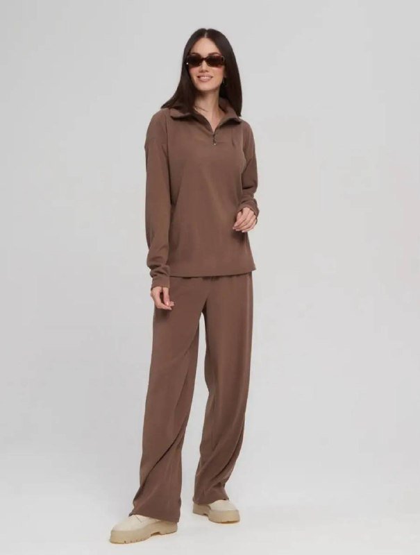 Трикотажный костюм брючный 2