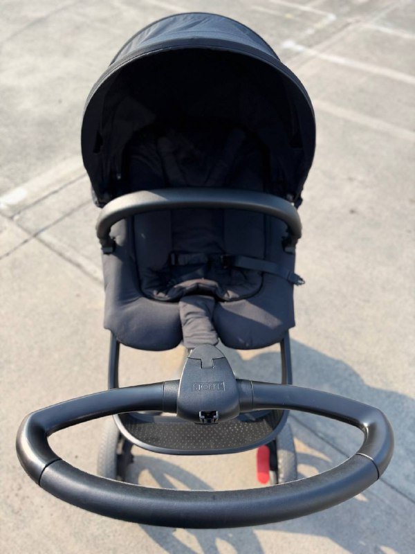 Оригинальная коляска Stokke Xplory X, люлька, прогулочный блок, дождевики 3