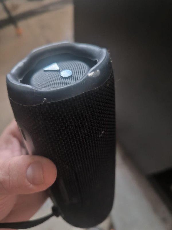 JBL Flip 6 портативная колонка 2