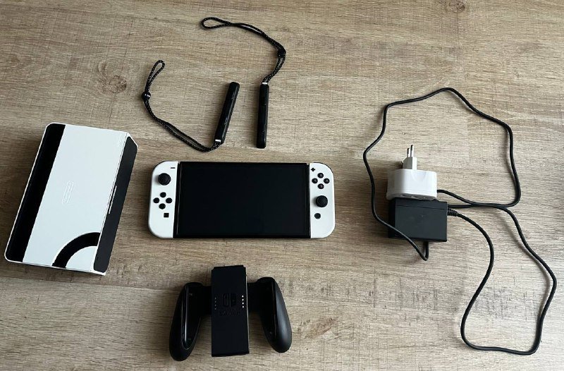 Nintendo Switch OLED White, microSD 512 GB