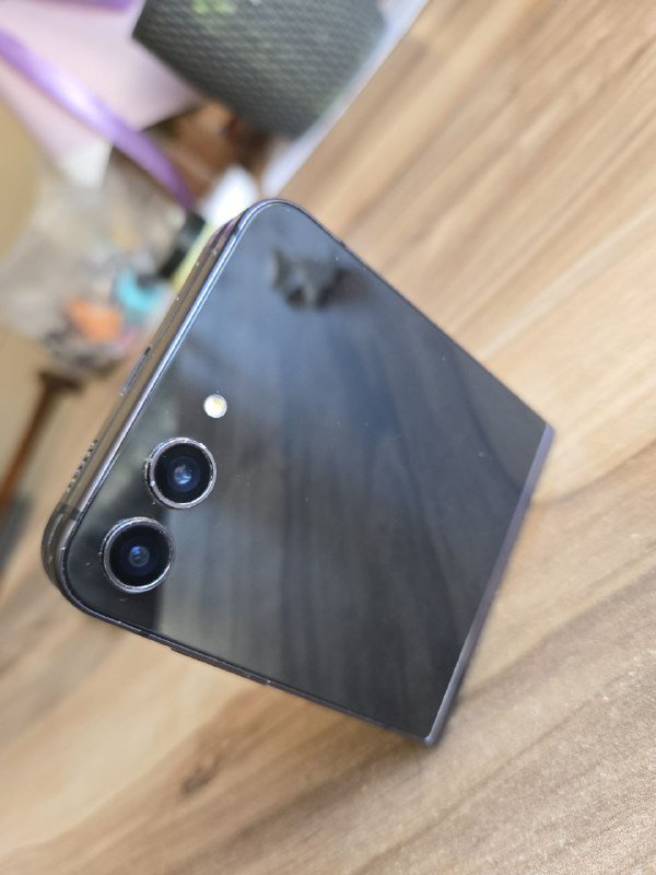 Samsung z flip5 512mb графит