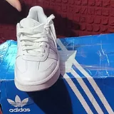 Adidas sneakers 3
