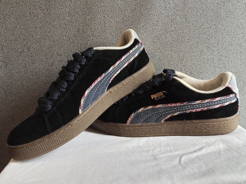 Кроссовки Puma Suede Classic размер 39