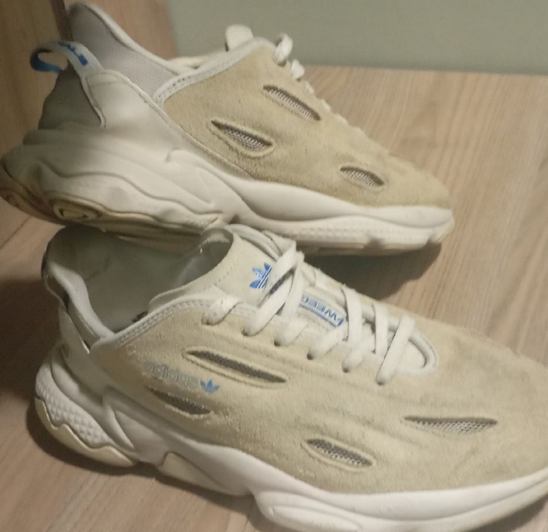 Кроссовки, одежда, игрушки, зубные щётки
