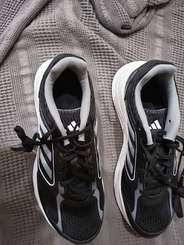Кроссовки Adidas оригинал 2