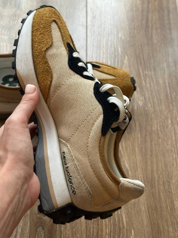 Кроссовки New Balance 327 женские 38 размер 3