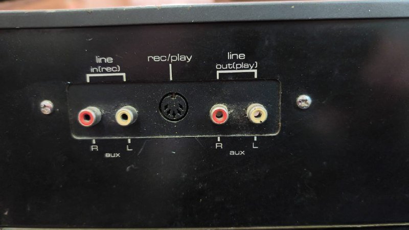 Ретро магнитофон 4