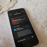 iPhone SE 2Gen 64GB 4