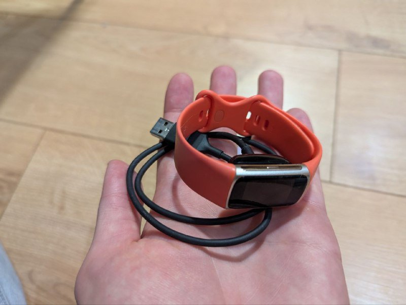 Фитнес браслет Fitbit charge 6 4