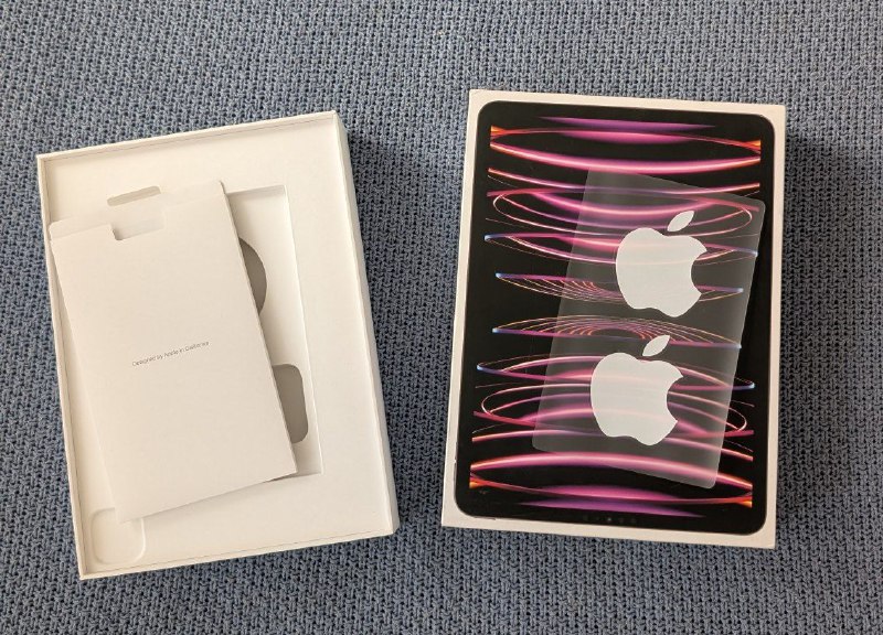 Коробки от техники Apple MacBook Pro, iPad Pro, iPad 2
