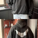Пальто ZARA, пиджак YSL, кожаная куртка, пуховик HELLY HANSEN, свитер DIESEL, худи YZY GAP 6