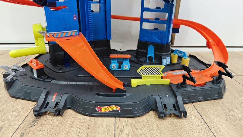Hot Wheels Ultimate Garage Track Set 2