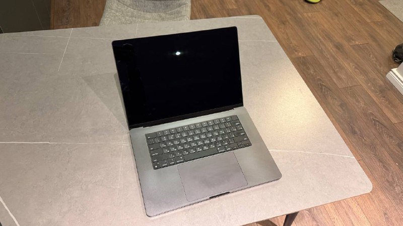 MacBook М3 PRO 16 дюймов 18 ГБ 512 ГБ SSD 4