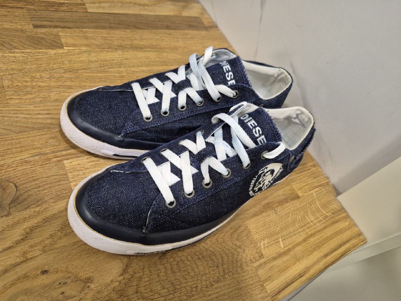 Кожаные куртки Otto Kern, Diesel, Rocco Borocco, пальто Project Force, кеды Diesel 4