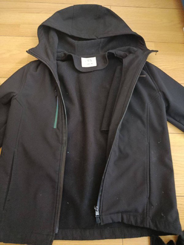 брюки, футболка с Микки, поло, две куртки, худи 5