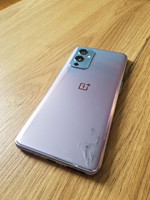OnePlus 9 4