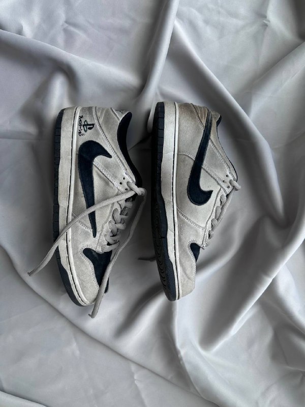 Кроссовки Nike 42,5 EU 2