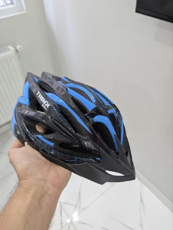 Велошлем черно-синий